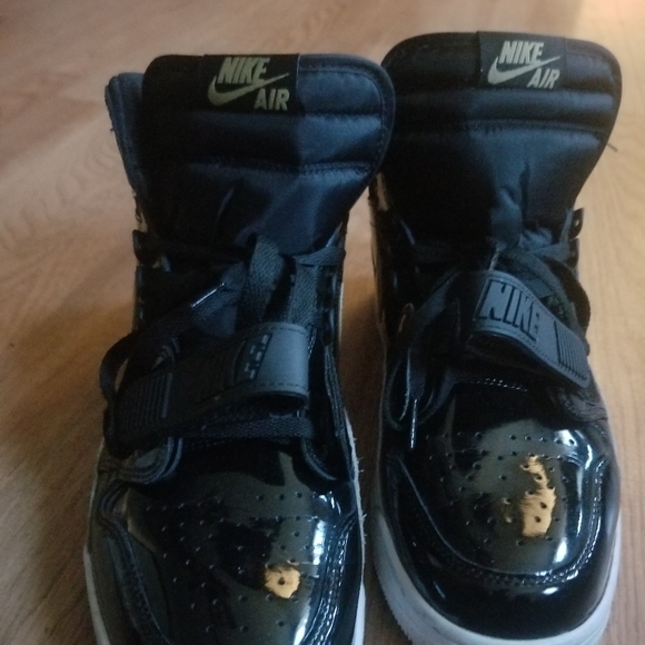 Specially made Jordan Legacies * - Picture 3 of 3